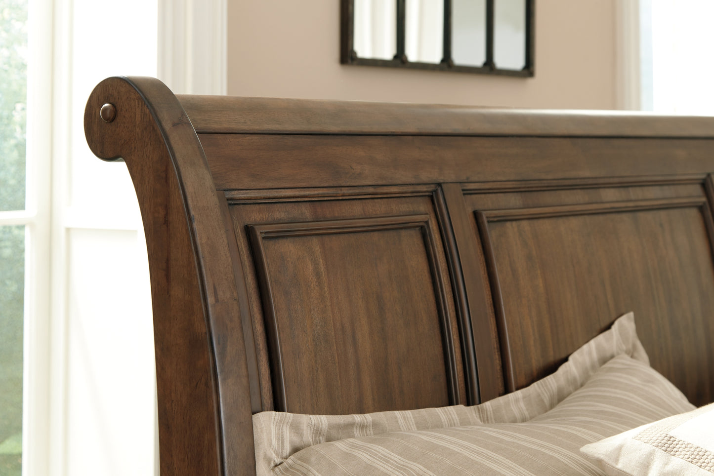 Ashley Express - Robbinsdale  Sleigh Bed With Storage